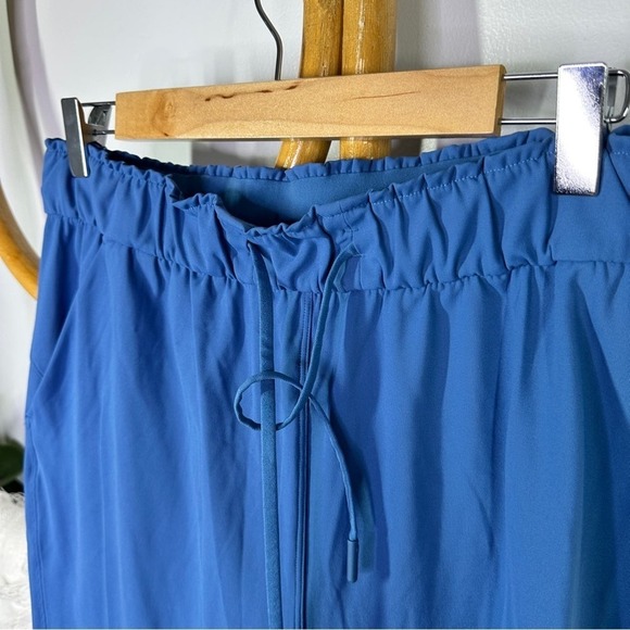 Lululemon Stretch High-Rise Jogger *Full Length Soft Denim sz 10 - Picture 4 of 8